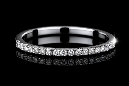 Auravanta™ Diamond-Tested Moissanite Ring