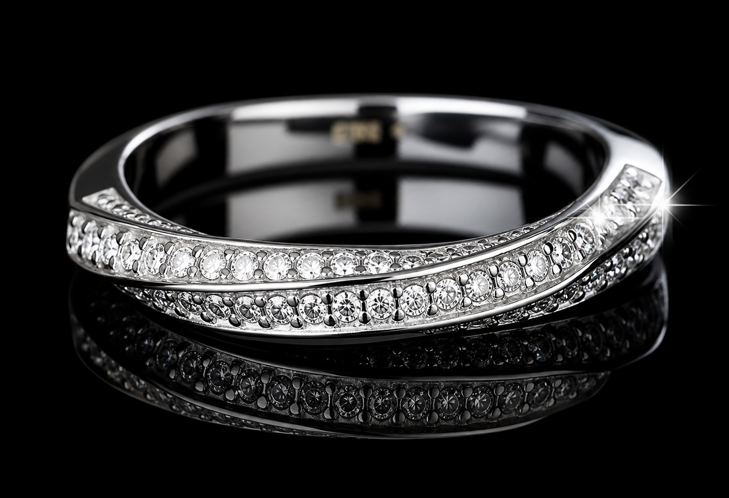 Auravanta™ Diamond-Tested Moissanite Ring