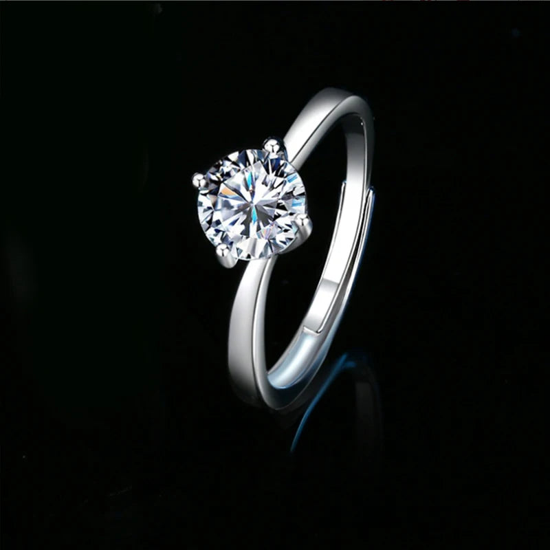 Auravanta™ Moissanite Ring