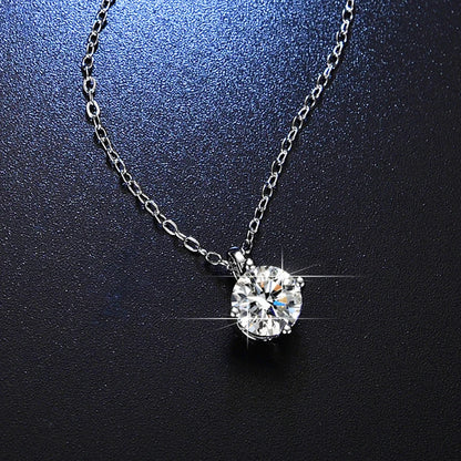 Auravanta™ Moissanite Pendant