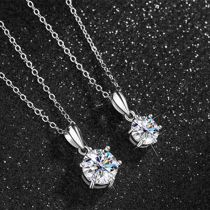 Auravanta™ Moissanite Pendant